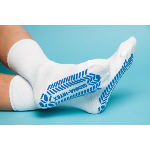 Skarpetki z powierzchnią antypoślizgową